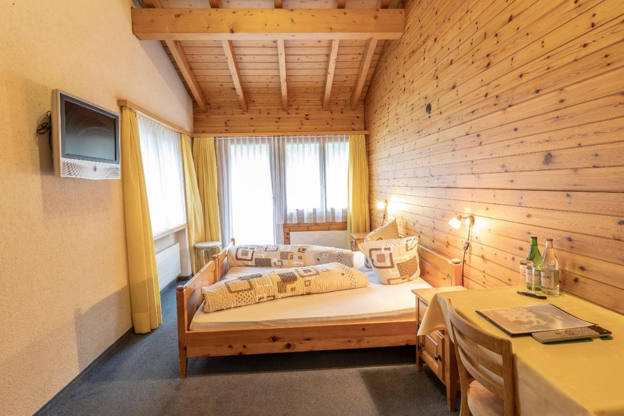 Landgasthof Sommerfeld Pragg-Jenaz Extérieur photo