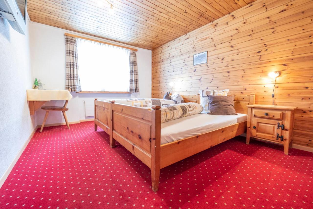 Landgasthof Sommerfeld Pragg-Jenaz Extérieur photo